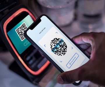 Payment of the bill at the terminal via QR code